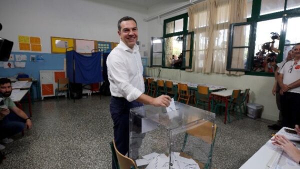 Aλ. Τσίπρας: Ισχυρός ΣΥΡΙΖΑ σημαίνει ισχυρή κοινωνία και υγιής δημοκρατία αύριο