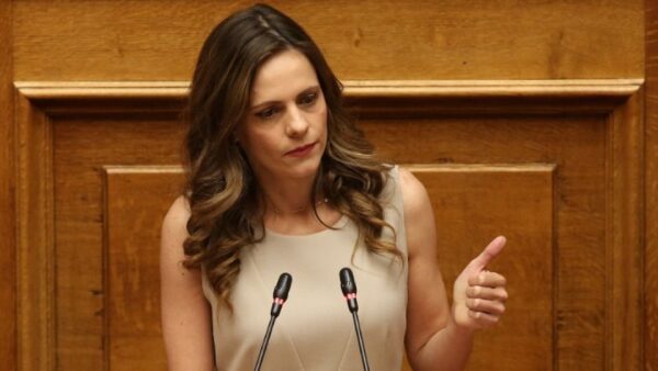Έφη Αχτσιόγλου: Πολύτιμος, περισσότερο από ποτέ, σήμερα ο ρόλος του ΣΥΡΙΖΑ-ΠΣ