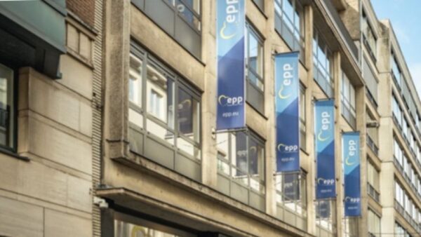 Τροπολογία για Φρ. Μπελέρη και ελληνικές περιουσίες καταθέτει το ΕΛΚ