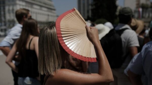 Πώς υγρασία και ζέστη επηρεάζουν την υγεία μας