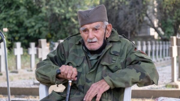Θεσσαλονίκη: Πέθανε ο επί σειρά δεκαετιών φύλακας των Συμμαχικών Κοιμητηρίων του Ζέιτενλικ Γιώργος Μιχαήλοβιτς