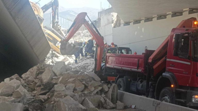 Κατάρρευση γέφυρας στην Πάτρα: Ένας νεκρός και δώδεκα τραυματίες