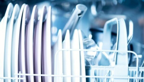 Tο πιο σημαντικό λάθος που κάνετε στο πλυντήριο πιάτων