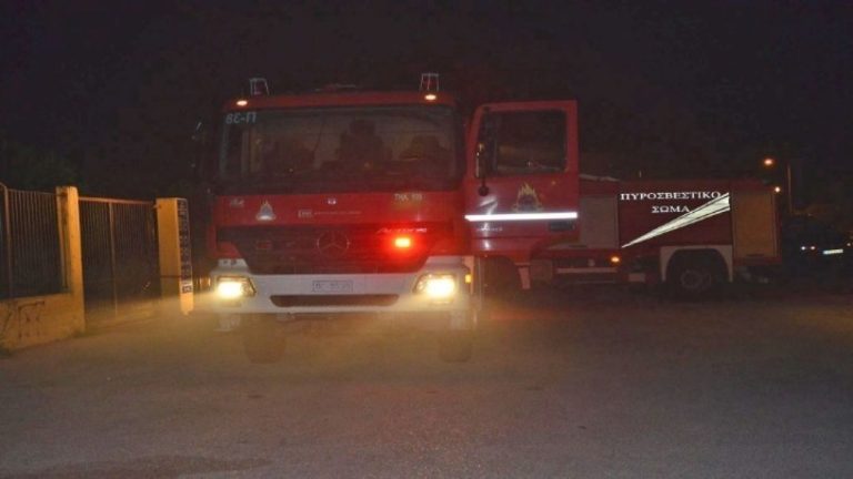 Θεσσαλονίκη: Νταλίκα τυλίχτηκε στις φλόγες τα ξημερώματα στο Δερβένι