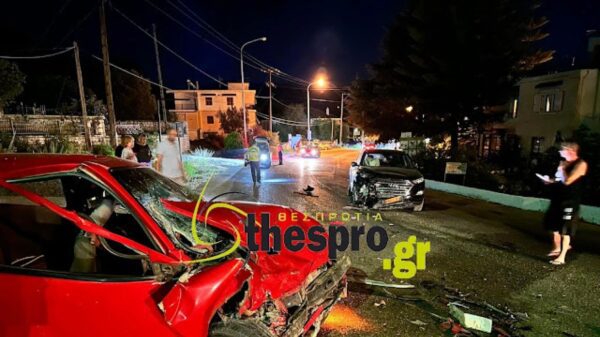 Ηγουμενίτσα: Πλαγιομετωπική σύγκρουση ΙΧ - Δύο τραυματίες, ανάμεσά τους ο δήμαρχος της περιοχής
