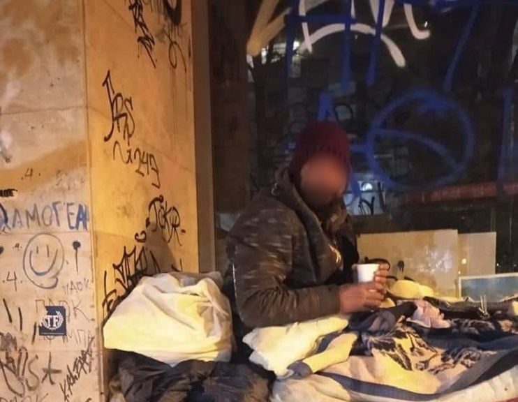 Θεσσαλονίκη: “Άφησε την αστεγία και πέρασε στον παράδεισο” – Η συγκινητική ανάρτηση για τον άστεγο που βρέθηκε νεκρός στην παραλία