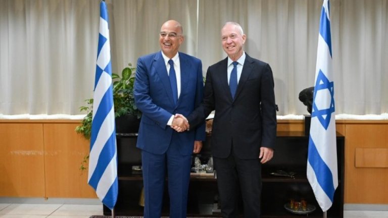 Συνάντηση Δένδια-Γκάλαντ: Στο επίκεντρο η εμβάθυνση της στρατηγικής αμυντικής σχέσης Ελλάδας-Ισραήλ