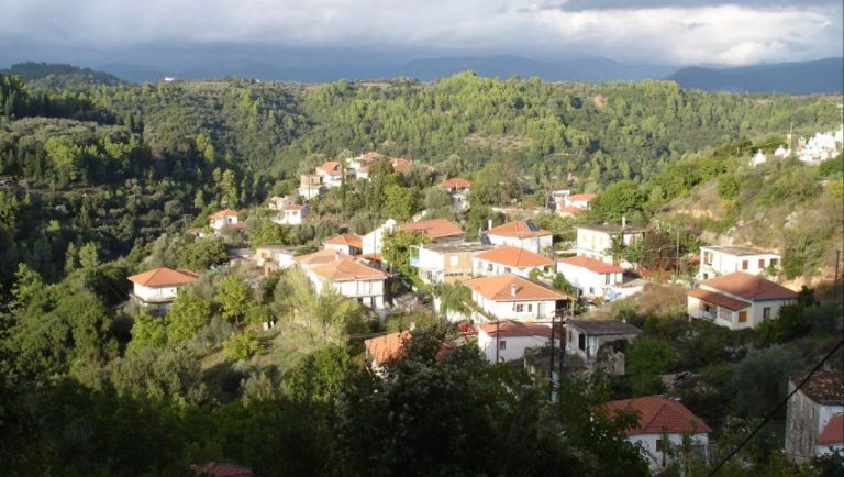 Το χωριό της Ελλάδας όπου οι άντρες συζούσαν με ερωμένη και σύζυγο