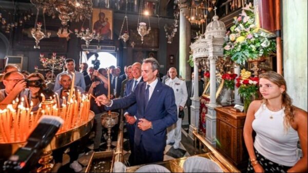 Με λαμπρότητα έγινε ο εορτασμός στην Παναγία της Τήνου