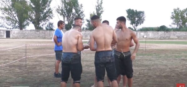 Παραδοσιακή πάλη στην Ηράκλεια Σερρών- Video