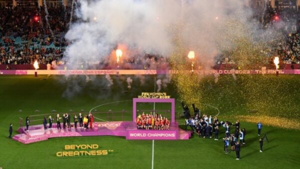 Άνδρες vs γυναίκες, τα βασικά ορόσημα στο χώρο του ποδοσφαίρου