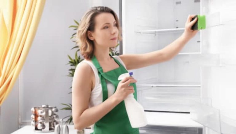 5 βήματα για να καθαρίσετε αποτελεσματικά το ψυγείο σας
