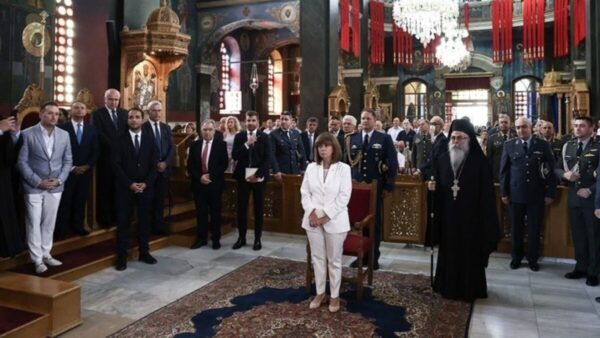 ΠτΔ: Ο λαός μας πάντοτε αντλούσε παρηγοριά και δύναμη από την προστατευτική παρουσία της Παναγίας