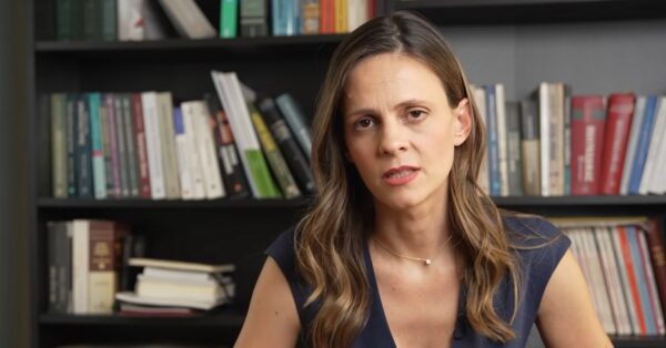 Έφη Αχτσιόγλου: «Για όλα υπάρχει ένα όριο»