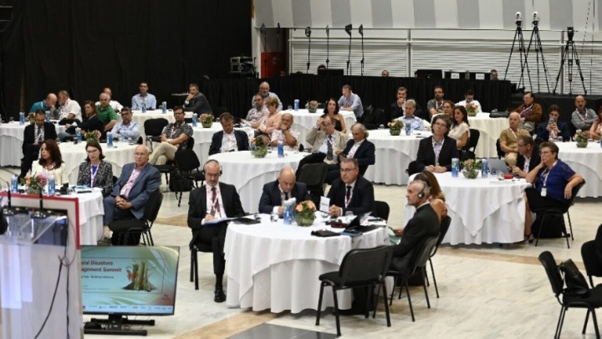 Συνέδριο Economist: Φέτος το καλοκαίρι σπάσαμε πολλά ρεκόρ στις φυσικές καταστροφές
