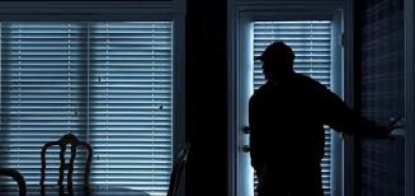 Εξιχνίαση κλοπών με τη μέθοδο της αναρρίχησης σε μπαλκόνια διαμερισμάτων