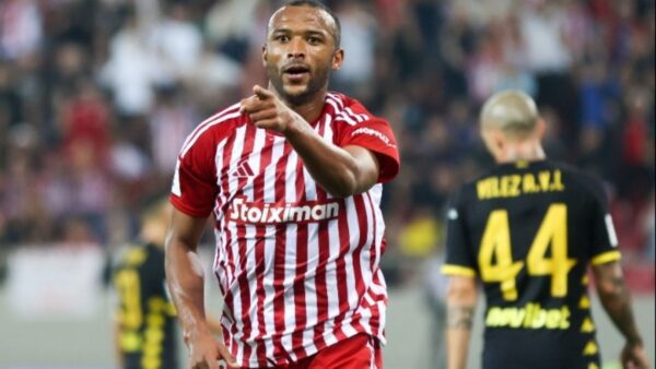 Ερυθρόλευκο «πάρτι» (4-1) με Άρη