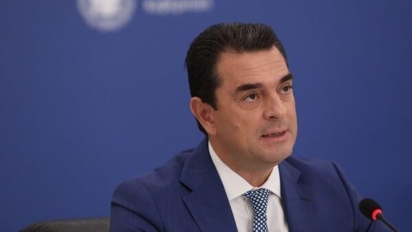 Κ. Σκρέκας: Σταθερές ή μειωμένες οι τιμές στα σχολικά είδη, όπως προκύπτει από τους ελέγχους του υπ. Ανάπτυξης