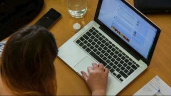 Ξεκινούν τη Δευτέρα οι αιτήσεις για το πρόγραμμα ΔΥΠΑ-HUAWEI κατάρτισης σε ψηφιακές δεξιότητες