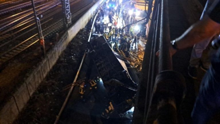 Τουλάχιστον 21 νεκροί από πτώση λεωφορείου από οδογέφυρα έξω από την Βενετία