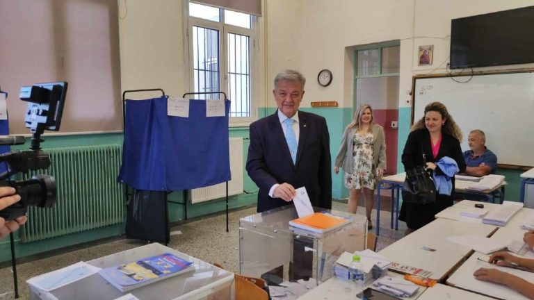 Δήμος Σιντικής: Ψήφισε ο Φώτης Δομουχτσίδης