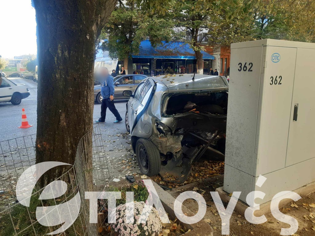 Σέρρες: Καραμπόλα 5 αυτοκίνητων στην οδό Μεραρχίας- Φωτογραφίες 