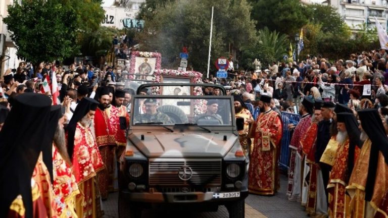 Θεσσαλονίκη: Λιτανεία της εικόνας της Παναγίας Κορωνιωτίσσης και των λειψάνων του Αγίου Δημητρίου