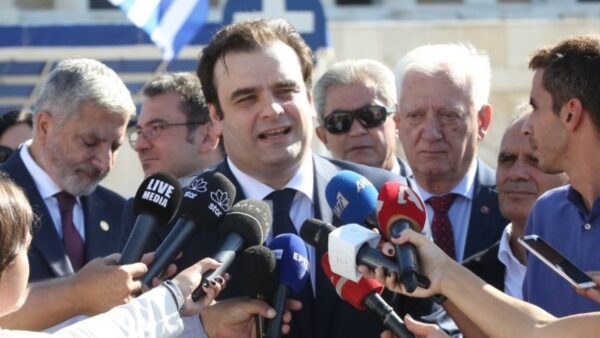 Κυρ. Πιερρακάκης: Τιμούμε τη μνήμη εκείνων που απάντησαν σωστά στα διλήμματα της Ιστορίας