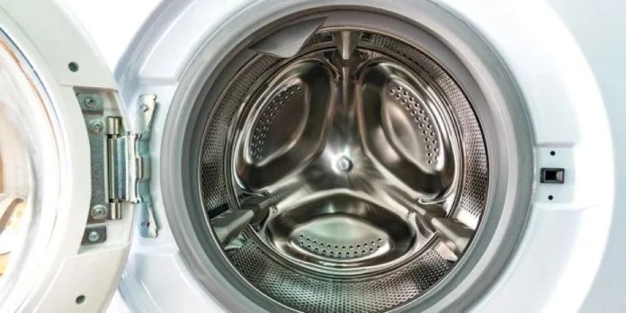 a close up of a washing machine