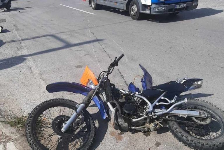 Σέρρες: Τροχαίο με μοτοσικλέτα στον Λευκώνα- Εξαφανίστηκε ο οδηγός της μηχανής- φωτο