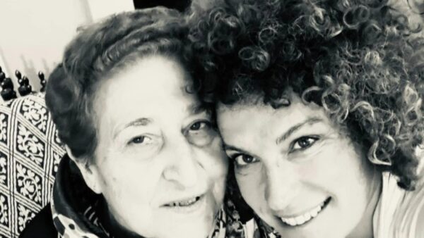 Η 82χρονη Γεωργιανή που επί 30 χρόνια φρόντιζε ενηλίκους στην Ελλάδα και οι δεσμοί που απέκτησε