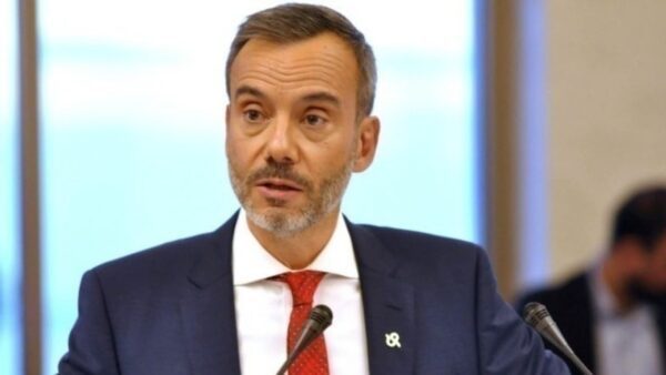 «Κερδίζουμε 1-0, πάμε για το β’ ημίχρονο», δήλωσε ο δήμαρχος Κ.Ζέρβας ενόψει του β' γύρου των δημοτικών εκλογών