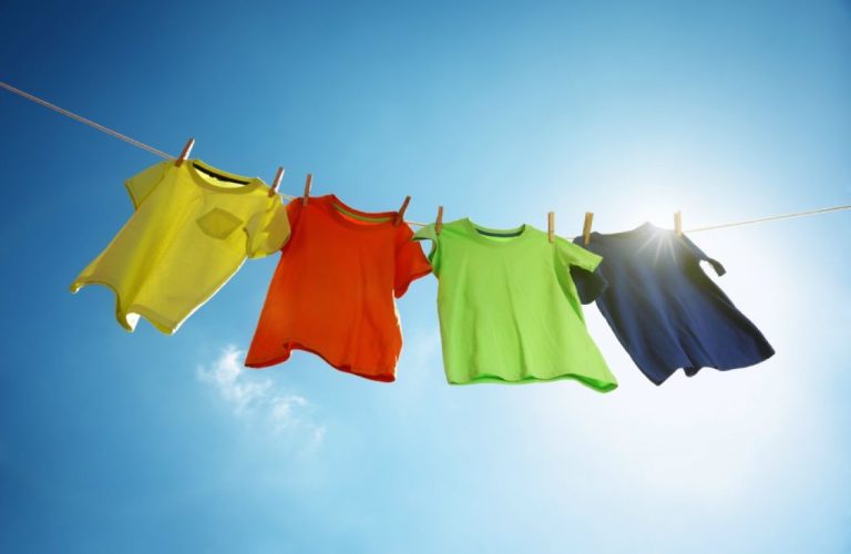 4 Tips για εύκολο στέγνωμα ρούχων τον χειμώνα