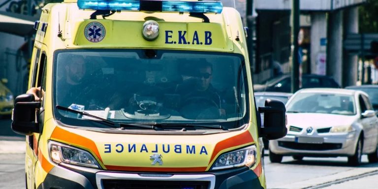 Βόλος: Ο παππούς έβαζε το μωρό στο καρότσι, όταν τους χτύπησε η μηχανή -Σκηνές αρχαίας τραγωδίας στο νοσοκομείο
