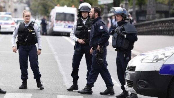 Γαλλία: Άνδρας παραδόθηκε και ομολόγησε ότι σκότωσε τις τρεις μικρές κόρες του
