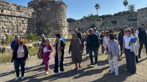 Αυτοψία Λ. Μενδώνη στα έργα αποκατάστασης των σεισμόπληκτων μνημείων της Κω