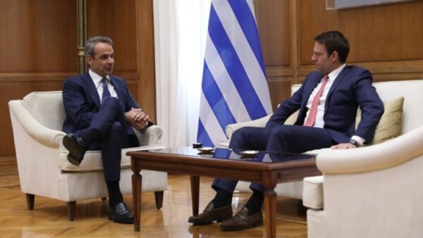 Τι συζήτησαν Κυρ. Μητσοτάκης και Στ. Κασσελάκης στη Βουλή