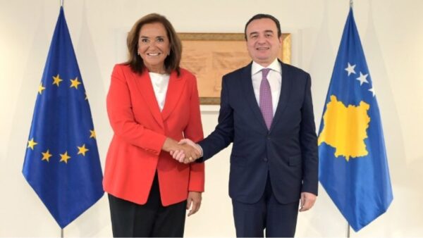 Διερευνητική αποστολή της Ντόρας Μπακογιάννη στο Κόσοβο