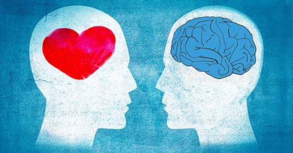 Τα 2 απλά τρικ που χρησιμοποιούν οι άνθρωποι με υψηλή συναισθηματική νοημοσύνη για να πείθουν τους άλλους