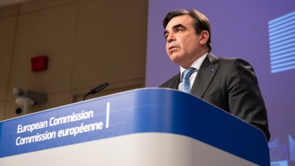 Μ. Σχοινάς για περιστατικά αντισημιτισμού: Το μίσος δεν έχει θέση στην ΕΕ