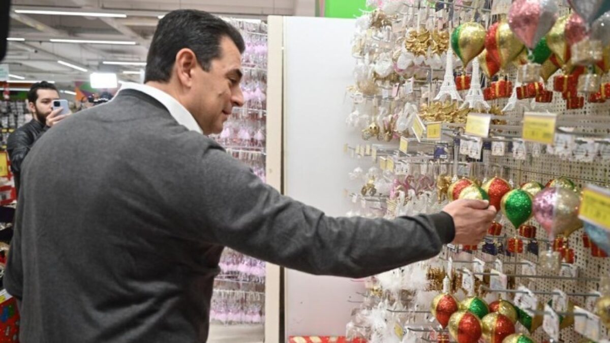 Σκρέκας: Μειωμένες οι τιμές στα χριστουγεννιάτικα είδη - Έρχεται το «Καλάθι» για το τραπέζι των Χριστουγέννων
