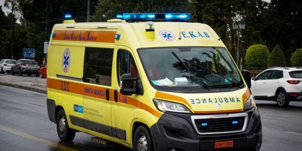 Οι πληροφορίες αναφέρουν ότι ο 35χρονος άνδρας ήταν από την Αθήνα και ήταν συγγενής της οικογένειας του αναδόχου.