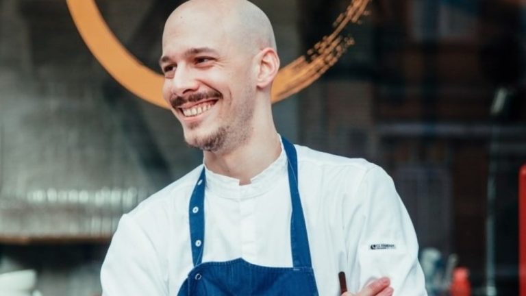 Ο Γιώργος Αθανασόπουλος, ένας από τους καλύτερους σεφ της χρονιάς σε Βέλγιο και Λουξεμβούργο