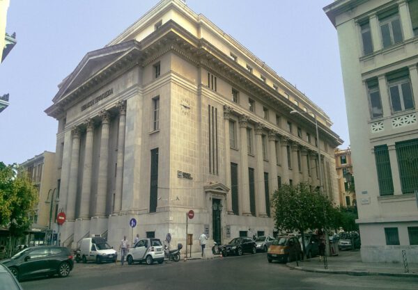 Η Εθνική Τράπεζα στηρίζει διαχρονικά τις ιστορικές αξίες και τα έργα πολιτισμού του τόπου μας και η απόφαση για τη δωρεά του Ιστορικού Χώρου Μνήμης «Κοραή 4» προστίθεται σε μία σειρά πολυετών και γενναιόδωρων δράσεων κοινωνικής συνεισφοράς της τράπεζας.
