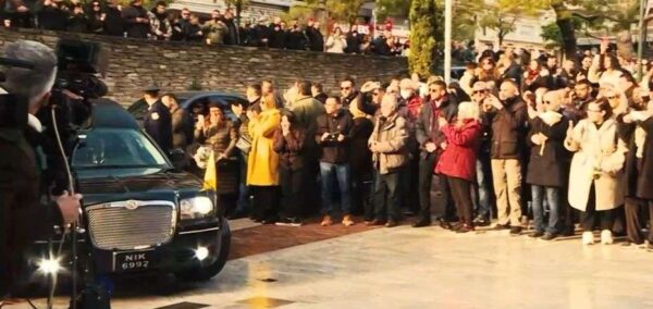 Με γνωστές επιτυχίες του η Θεσσαλονίκη αποχαιρέτησε τον Βασίλη Καρρά