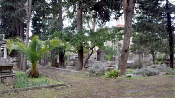 Ο φάκελος με όλα τα υφιστάμενα στοιχεία του ελληνορθόδοξου κοιμητηρίου και των έργων αποκατάστασης και ανάδειξης που ολοκληρώθηκαν θα εξεταστεί από εξειδικευμένη επιτροπή της Ένωσης