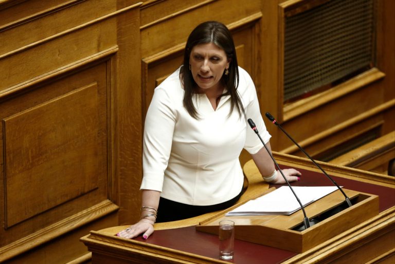 Το αίτημα του βουλευτή του ΣΥΡΙΖΑ-ΠΣ Βασίλη Κόκκαλη, να εξαιρεθεί και ο βουλευτής της ΝΔ, Αθανάσιος Πλεύρης ως δυνητικά υπόλογος σε αδικήματα που αφορούν το δυστύχημα των Τεμπών, θα συζητηθεί σε επόμενη συνεδρίαση της εξεταστικής επιτροπής.