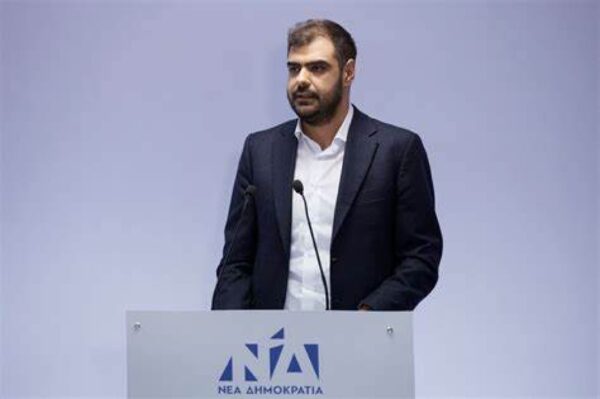 Χωρίς φιλάθλους οι αγώνες της Super League για δύο μήνες