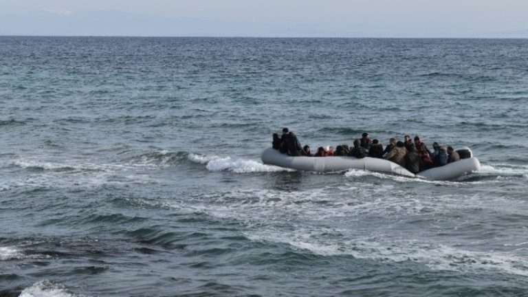 3 μετανάστες εντοπίστηκαν νεκροί σε λέμβο νότια των Καναρίων Νήσων