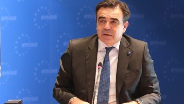 Ο αντιπρόεδρος της Κομισιόν θα συναντηθεί με μέλη των Επισκοπικών Διασκέψεων της Ευρωπαϊκής Ένωσης, της Διάσκεψης των Ευρωπαίων Ραβίνων, της Εκκλησίας της Σουηδίας, του Γραφείου του Οικουμενικού Πατριαρχείου στην ΕΕ και της Ιταλικής Ισλαμικής Θρησκευτικής Κοινότητας.